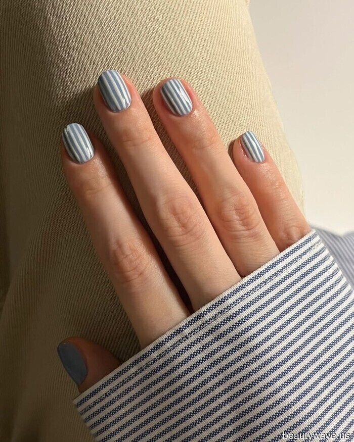 Apologies, Polka Dots, but this is the more stylish nail art design I'm saving for fall.