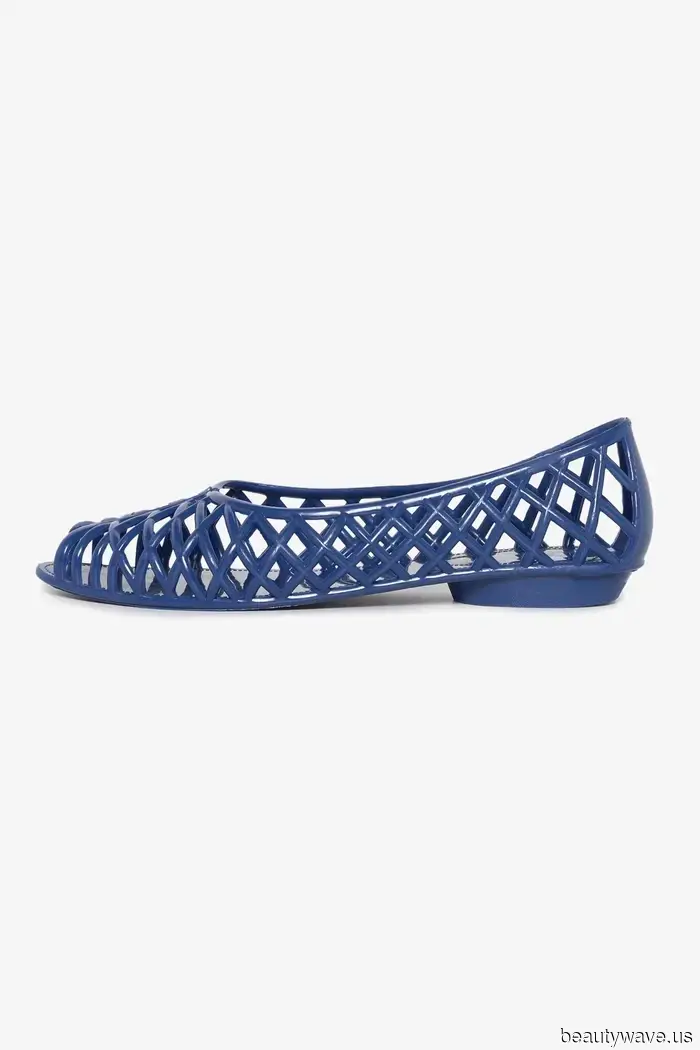 Lo siento, estos zapatos de verano que alguna vez fueron populares están empezando a verse anticuados.