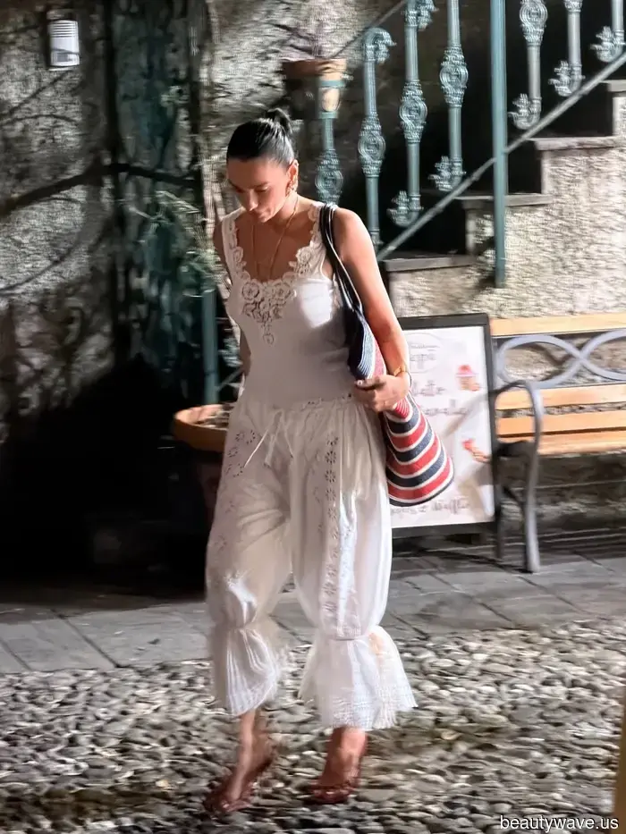 Halt die Jeans&mdash;Dua trug gerade den Hosen-Trend, den jedes coole Mädchen in seiner Rotation hat.