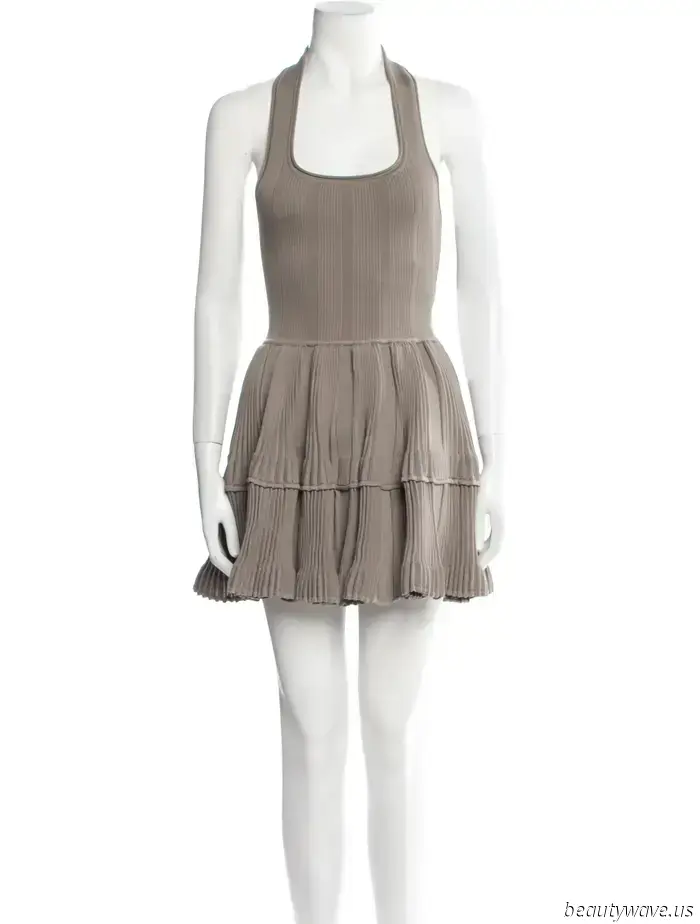 I searched The RealReal for the top summer discoveries—check out my favorite 31 purchases.