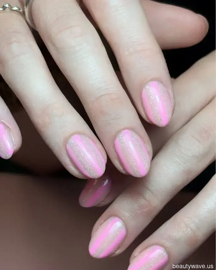 Apologies, Polka Dots, but this is the more stylish nail art design I'm saving for fall.