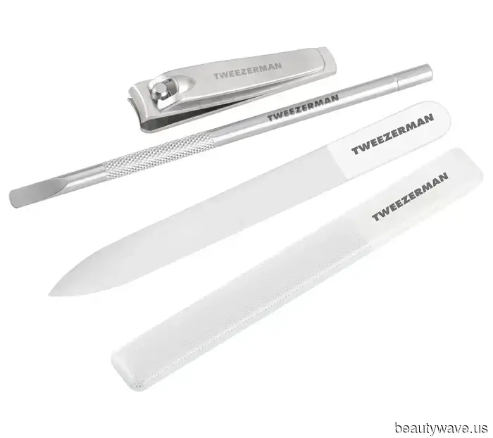 We Inquired, It Responded: OPI Has Merged Its Two Most Iconic Shades into a Single Bottle