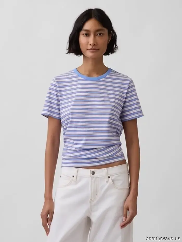 Not White, Not Black—The Must-Have Tee That Every Fashion Enthusiast Is Sporting This Spring