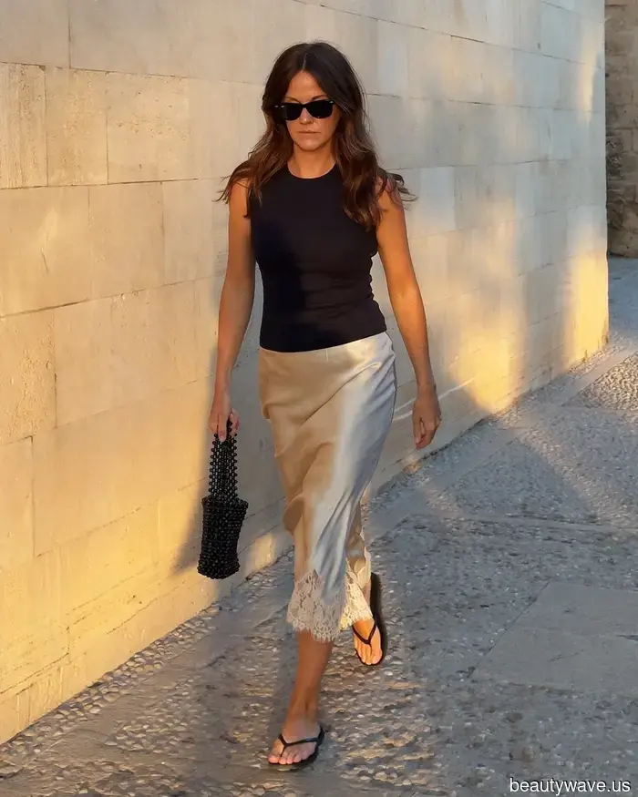 La Gonna Che Le It Girls Indossano Senza Sosta, Insieme a 5 Modi Incredibilmente Chic per Indossare Questo Stile