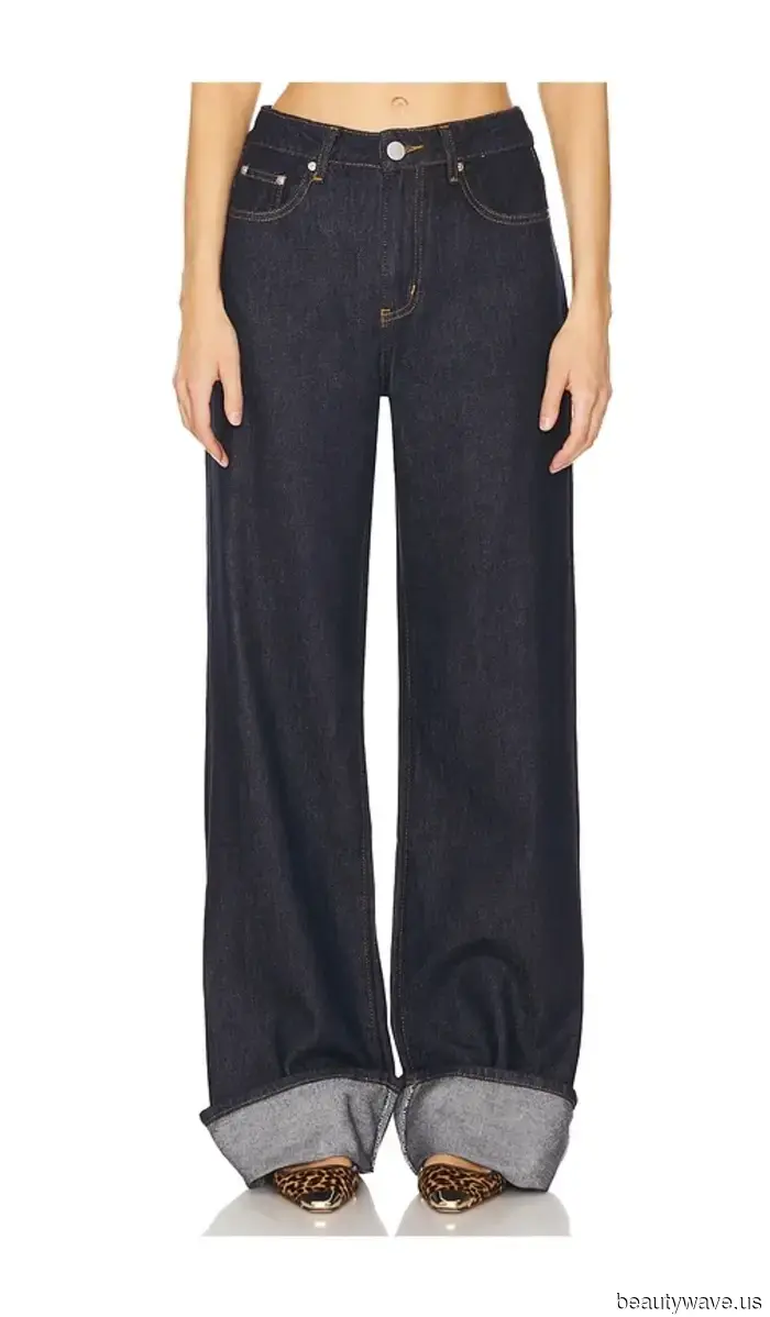 The 24 Top Wide-Leg Jeans to Buy This Season, Recommended by Fashion Editors