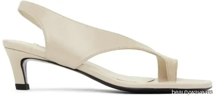 Ssense è dove faccio shopping quando voglio sentirmi ispirato&mdash;24 pezzi attualmente nel mio carrello