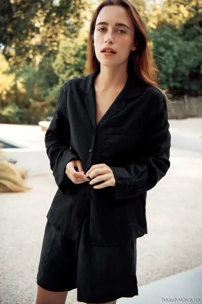 I waited for weeks for Zara's elegant, luxurious-looking blouse to be restocked—now it's available again and selling quickly.
