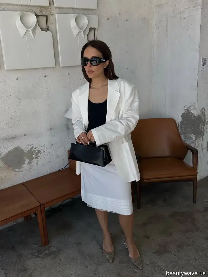 No, non jeans e t-shirt, le ragazze alla moda sanno che questo due pezzi senza tempo è la chiave per un outfit estivo chic.