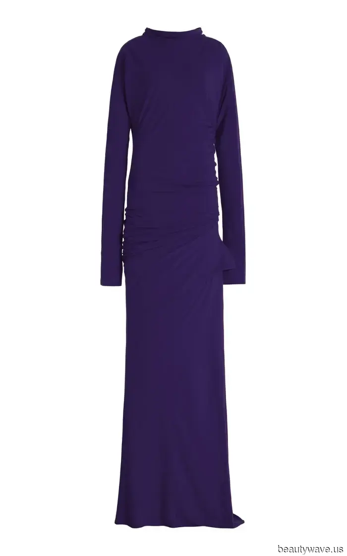 I Rarely Wear Color, But This Surprising Combination Is Making Me Abandon Neutrals.