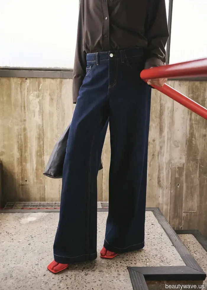 Every fashionable individual I know has a pair of M&S jeans—this is the chic look I frequently wear.