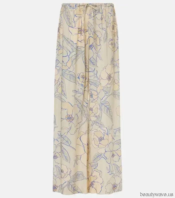 JLaw Just Styled The Row's Popular Flip Flops with a Jeans Alternative Trend I Never Thought She Would Adopt.