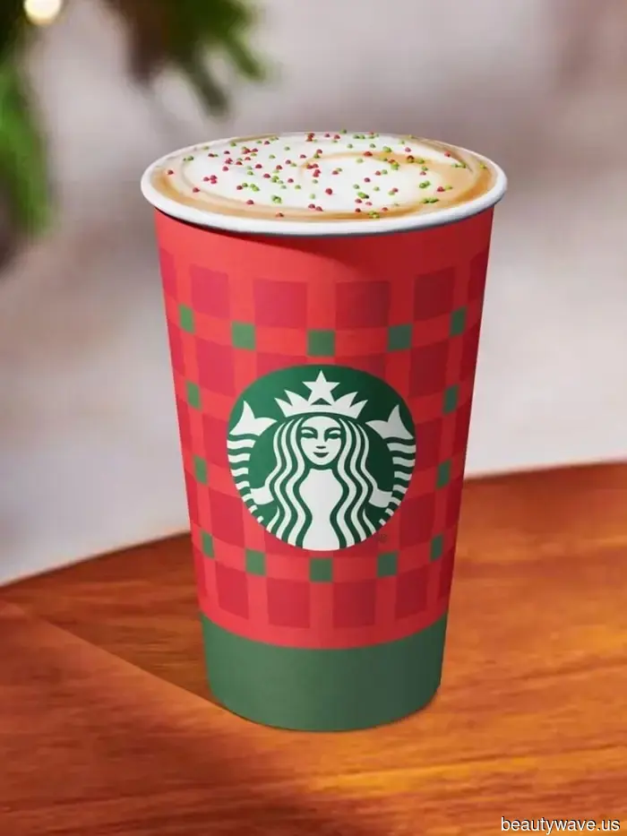 We Sampled All the Starbucks Holiday Beverages—Here’s Our Ranking.