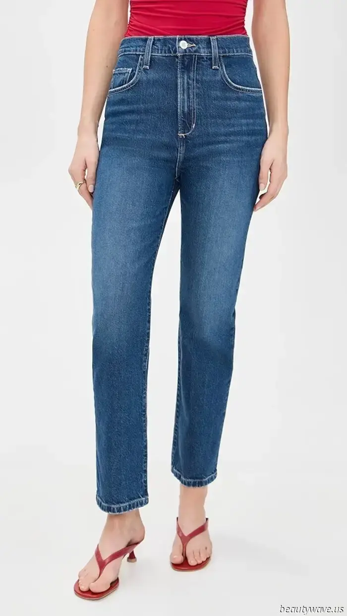Is it just me, or are all the trendy girls opting for this denim style instead of baggy jeans?