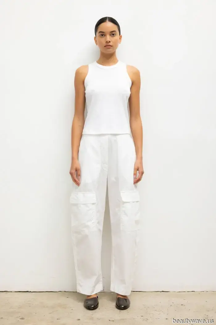 I Finally Managed to Get the Pants That All the Stylish New Yorkers Are Wearing Instead of Jeans.