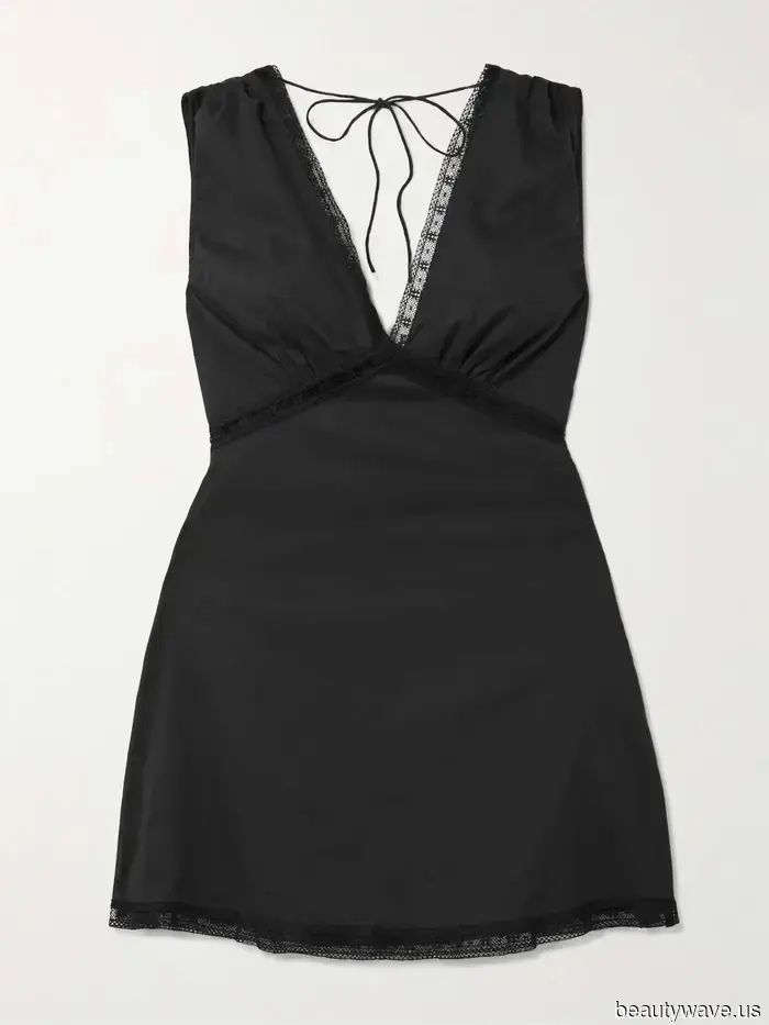 I'll be able to tell you're a fashion enthusiast if I spot you wearing jeans like *this* in 2025.