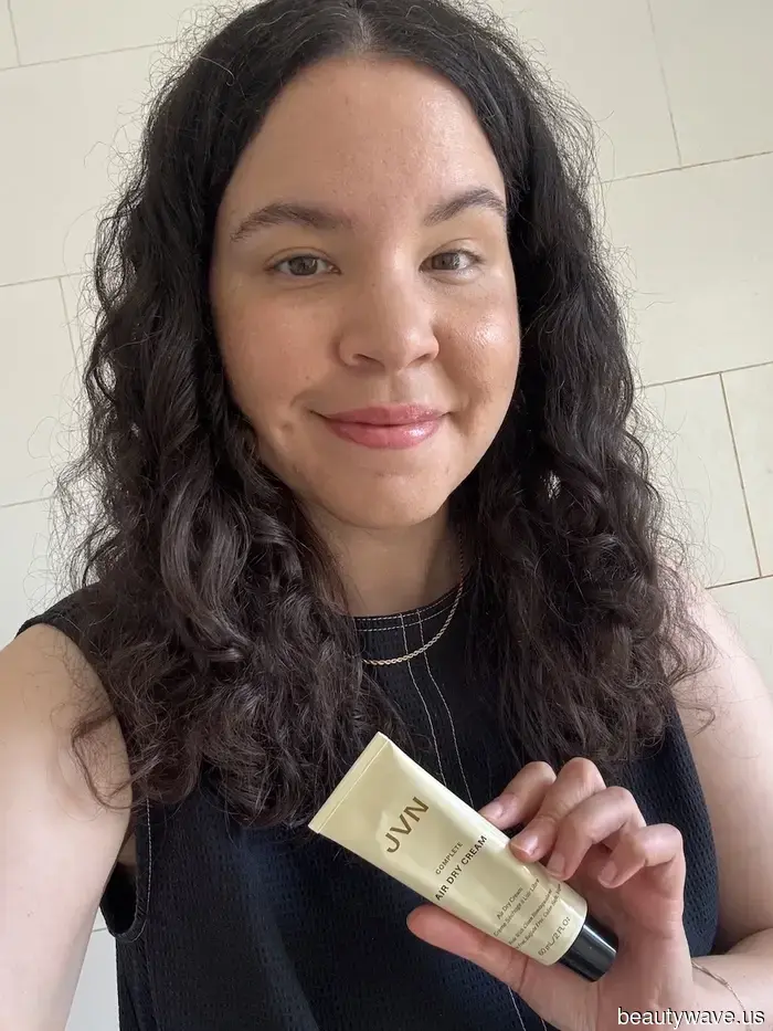 Believe me when I say that these curl creams are the only ones deserving of your divine hair.