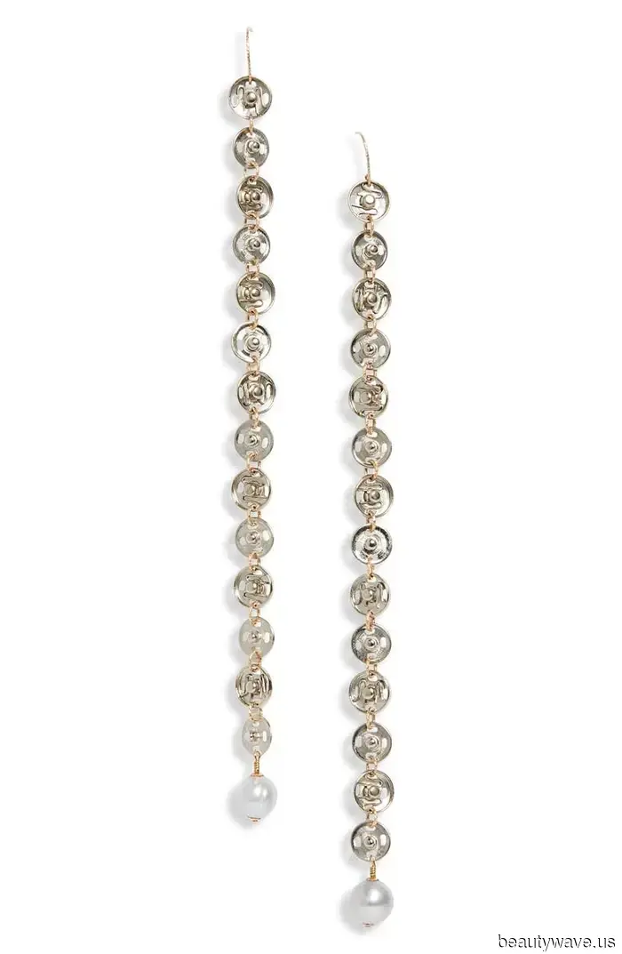 I'm predicting that this quirky micro-trend will be all over the place this fall.