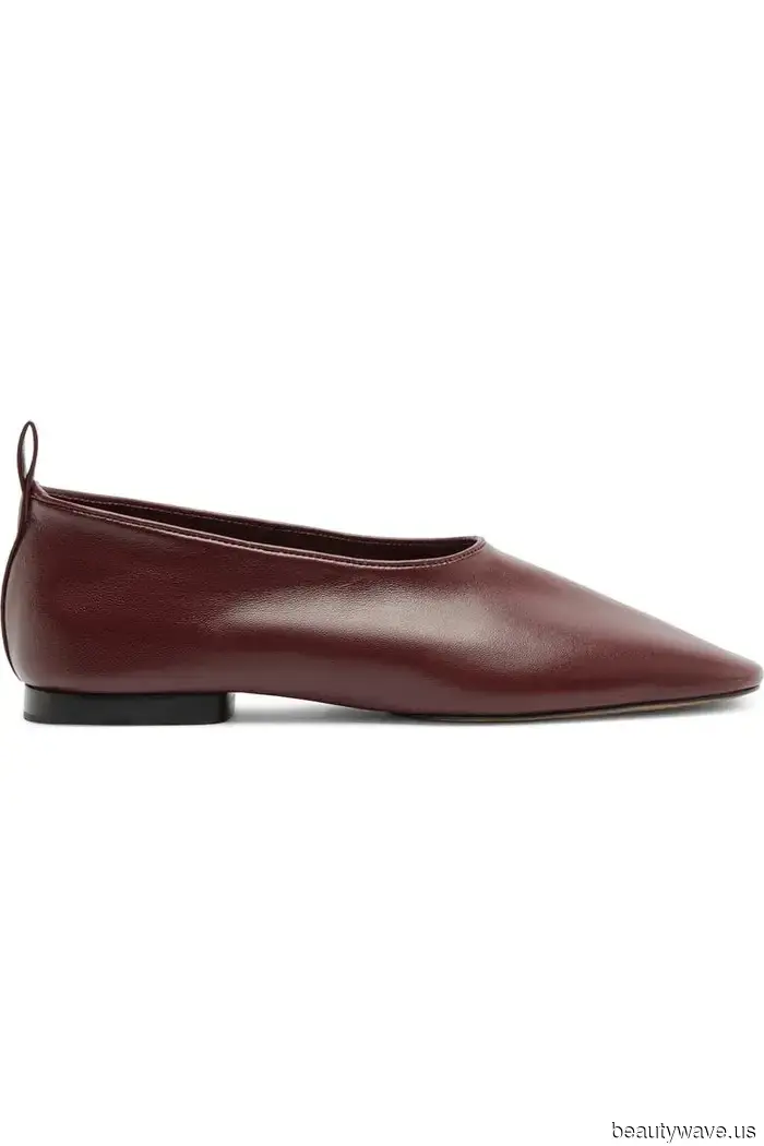 Skip the cropped jeans—opt to wear them with this shoe trend if you're worried about appearing outdated.