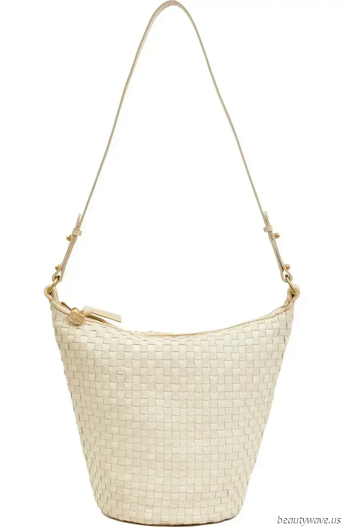The Stylish 2025 Bag Trend That Ashley Olsen Has Been Sporting for Ten Years Already