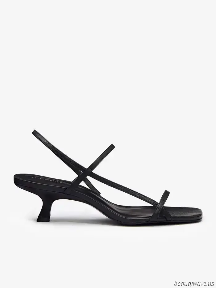 My Trick for Buying Shoes, Along with the Swimsuit I've Had for Ten Years