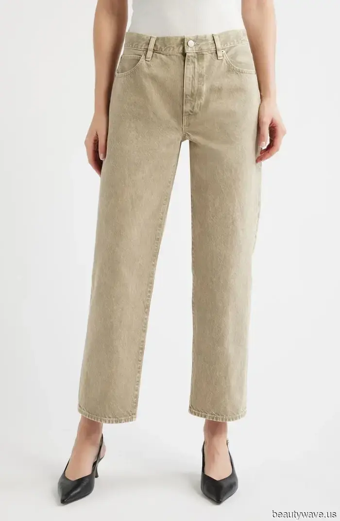 Wenn Sie diesen Sommer schick aussehen möchten, tauschen Sie Barrel-Jeans gegen einen dieser 6 Denim-Trends aus.