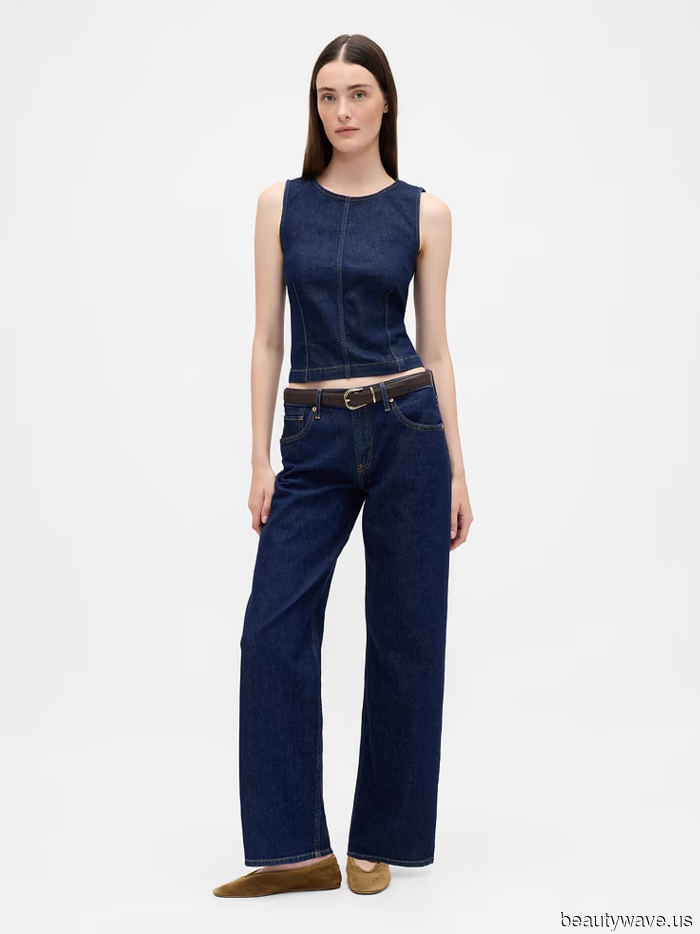 I Didn’t Have a Single Pair of Jeans (I Know), But My Stylish Coworkers Encouraged Me to Try This One Style.