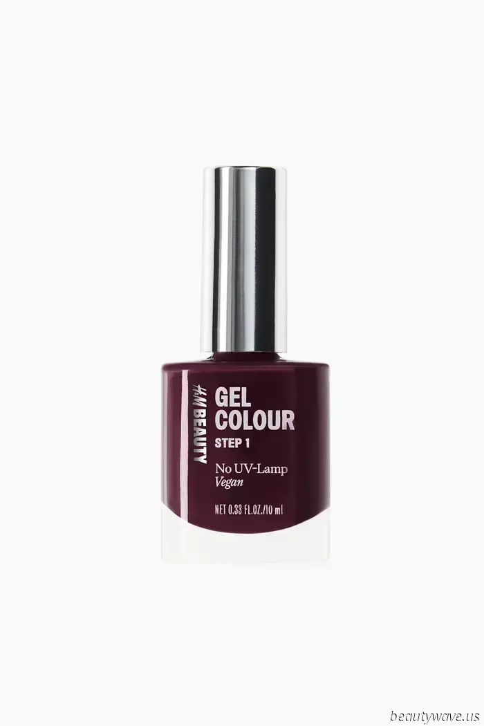 Le persone alla moda sembrano tutte indossare questo colore di pedicure anti-tendenza per l'estate