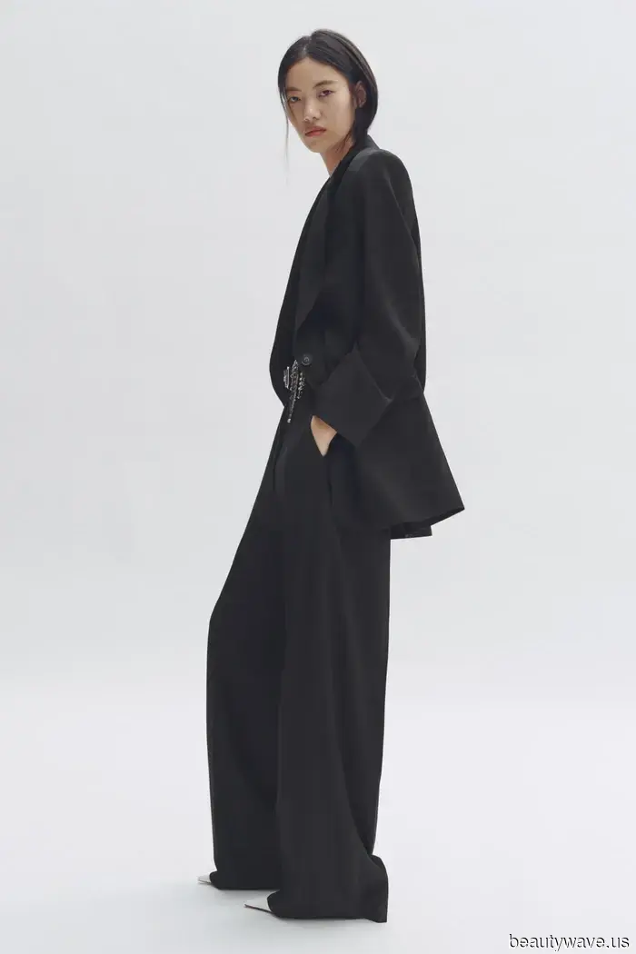 H&M X Stella McCartney è ufficialmente qui&mdash;15 pezzi eleganti che prevedo si esauriranno entro l'ora di pranzo