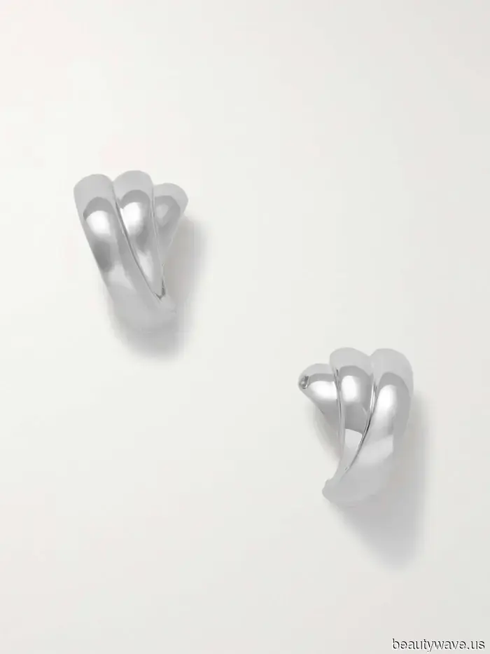 Mi objetivo de estilo para 2026 es "moderno, pero no demasiado moderno" &mdash; estos 7 conjuntos son los primeros.