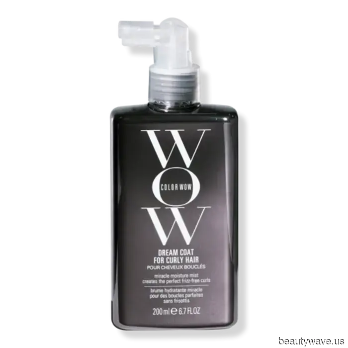 Mocha Mousse Waves in L.A., Romantic Updos in Paris: The 6 Hair Trends That Fashion Influencers Can't Get Enough Of, According to…