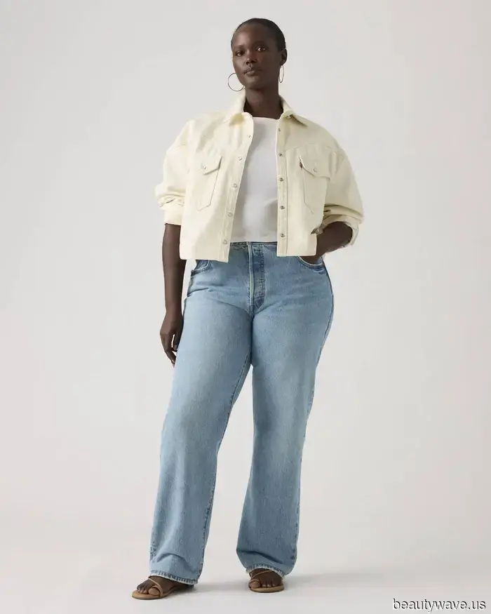 Ho appena provato i jeans che ogni donna chic sta indossando in questo momento&mdash;Ecco perché valgono l'hype