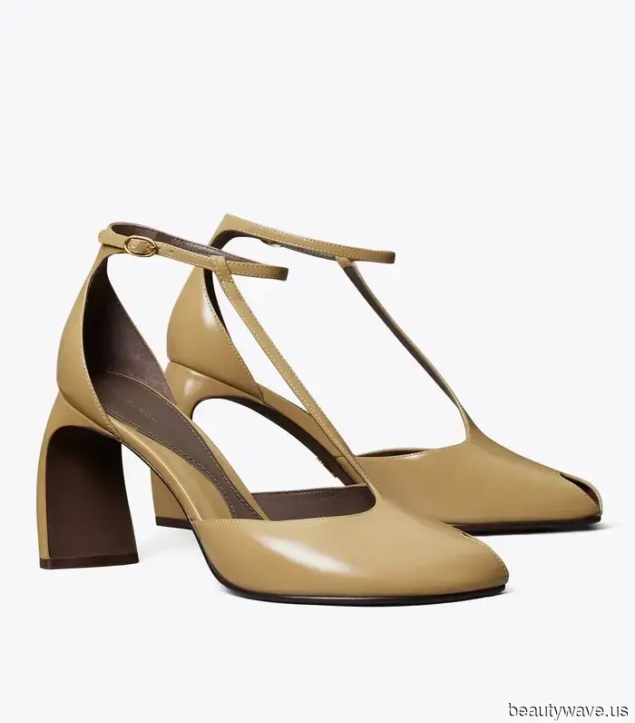 I’ve Conducted the Research—Based on the Runways, These 6 Autumn Shoe Trends Will Be Ubiquitous.