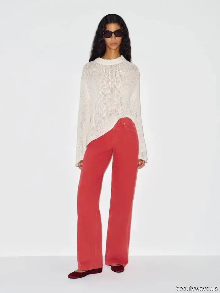Minimalists and Maximalists Unite: This Vibrant Color Trend is the Chicest Way to Refresh Your Jeans in 2026.