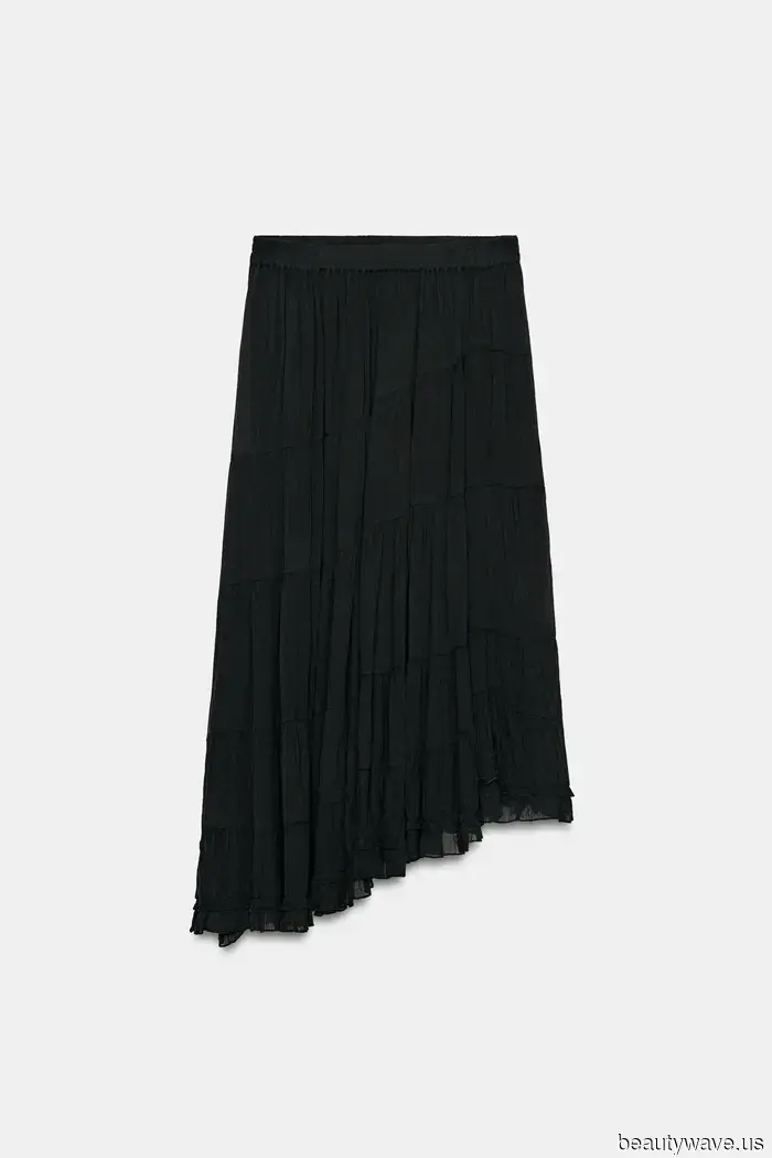 It's a Fact: Women in Paris and Los Angeles are all sporting this understated date-night ensemble.