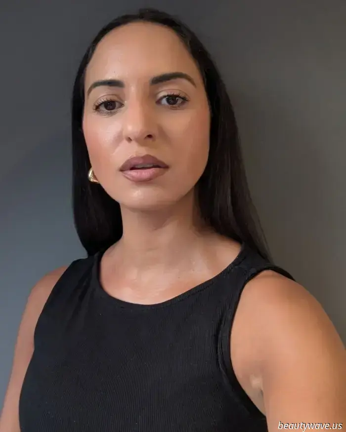 Acabo de pedirle a una maquilladora que me mostrara cómo aplicar el delineador de labios correctamente — esto es lo que aprendí.