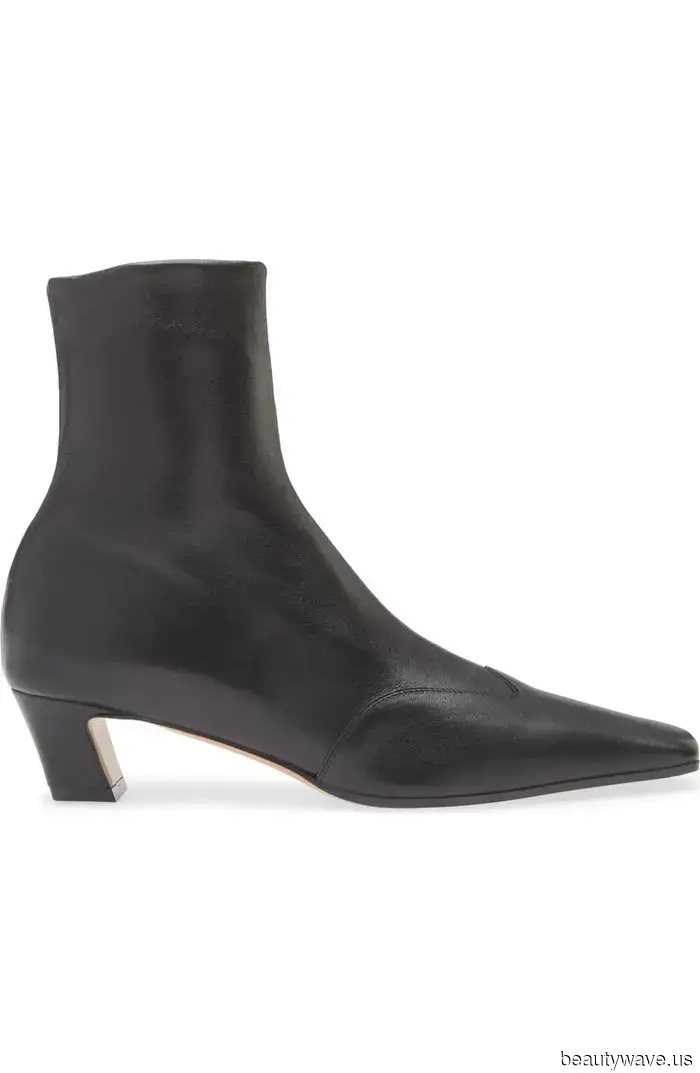 Preppy, artisticamente disordinato e molto 2026: il Ralph Tuck è il segreto per un layering senza sforzo