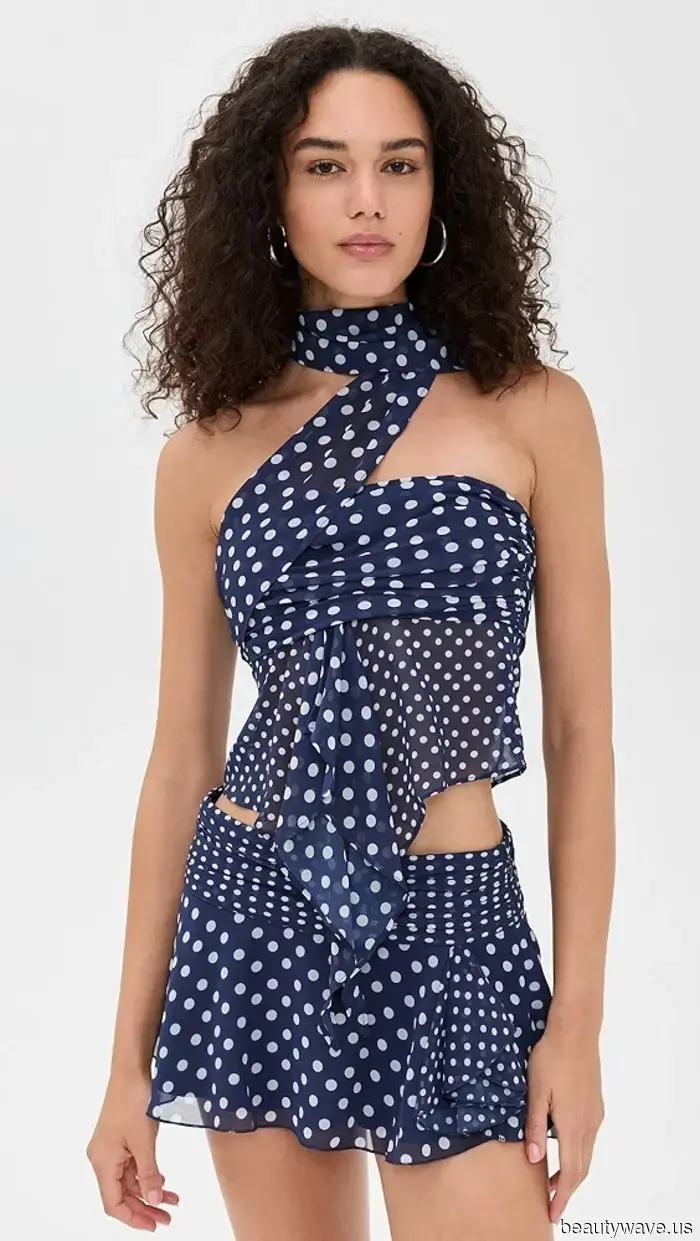 I'm Only Mentioning This Once: If You Don't Give This Trend a Shot Before Summer Wraps Up, You'll Regret It for the Whole Year.