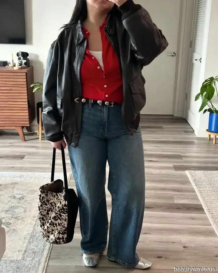 Джинсы *технически* подходят ко всему, но я считаю, что они выглядят наиболее стильно с этой классической вязаной вещью.