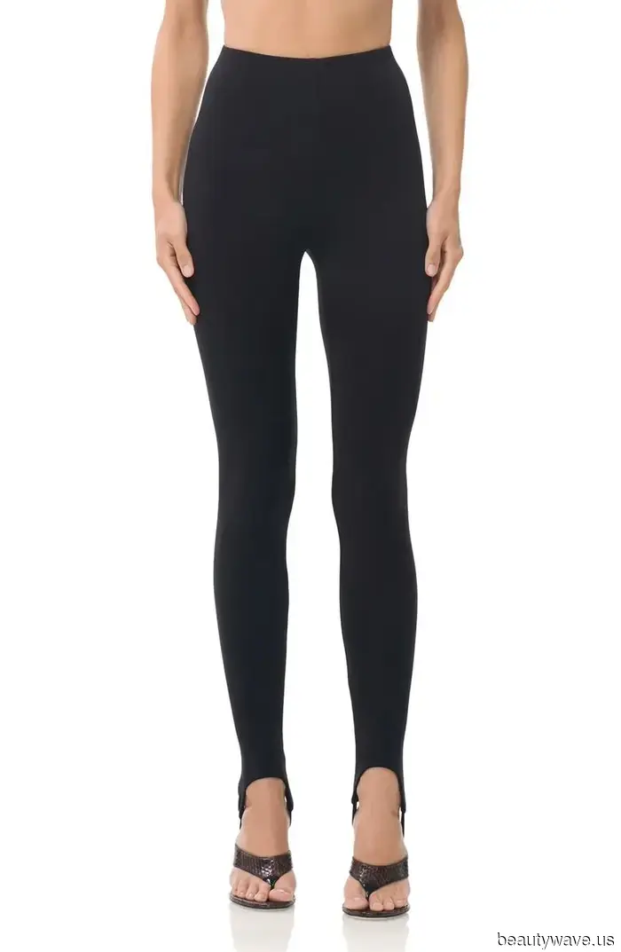 This Previously Outdated Legging Trend Is Being Revived by Designers and the Fashion Community.