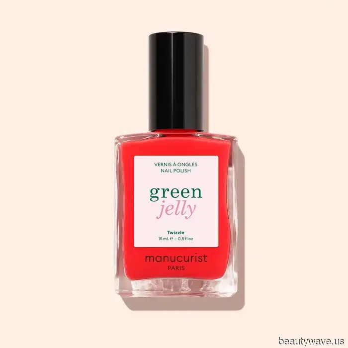 I Stand By It—Jelly Nails Are the Most Stylish Minimal Summer Manicure