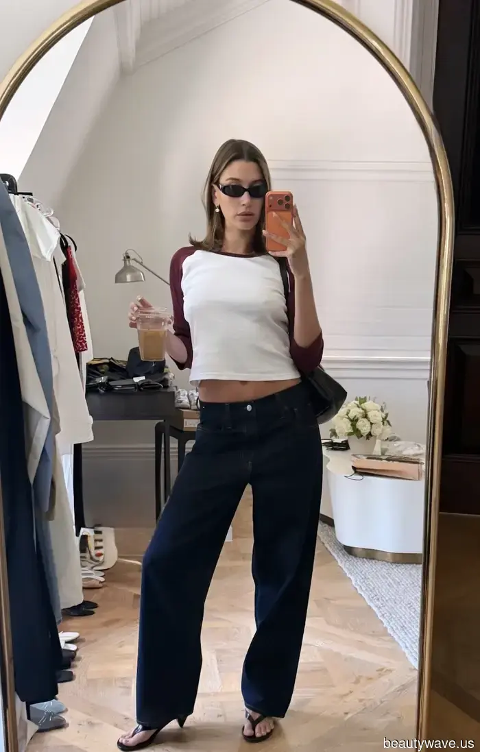 ICYMI: Hailey y Kylie acaban de adoptar esta combinación de atuendo de mezclilla de chica genial.
