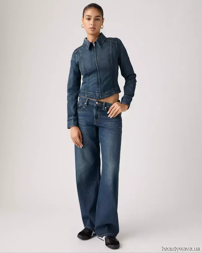 Lo siento, Sneakers&mdash;Los jeans de tiro bajo lucen más en 2026 con esta elegante tendencia de zapatos planos.