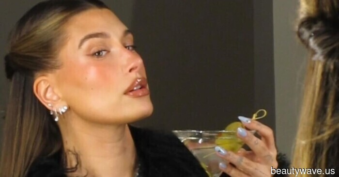 "Dirty Martini" Nails Are the Stylish (But Controversial!) Manicure Trend I'm Supporting in 2026