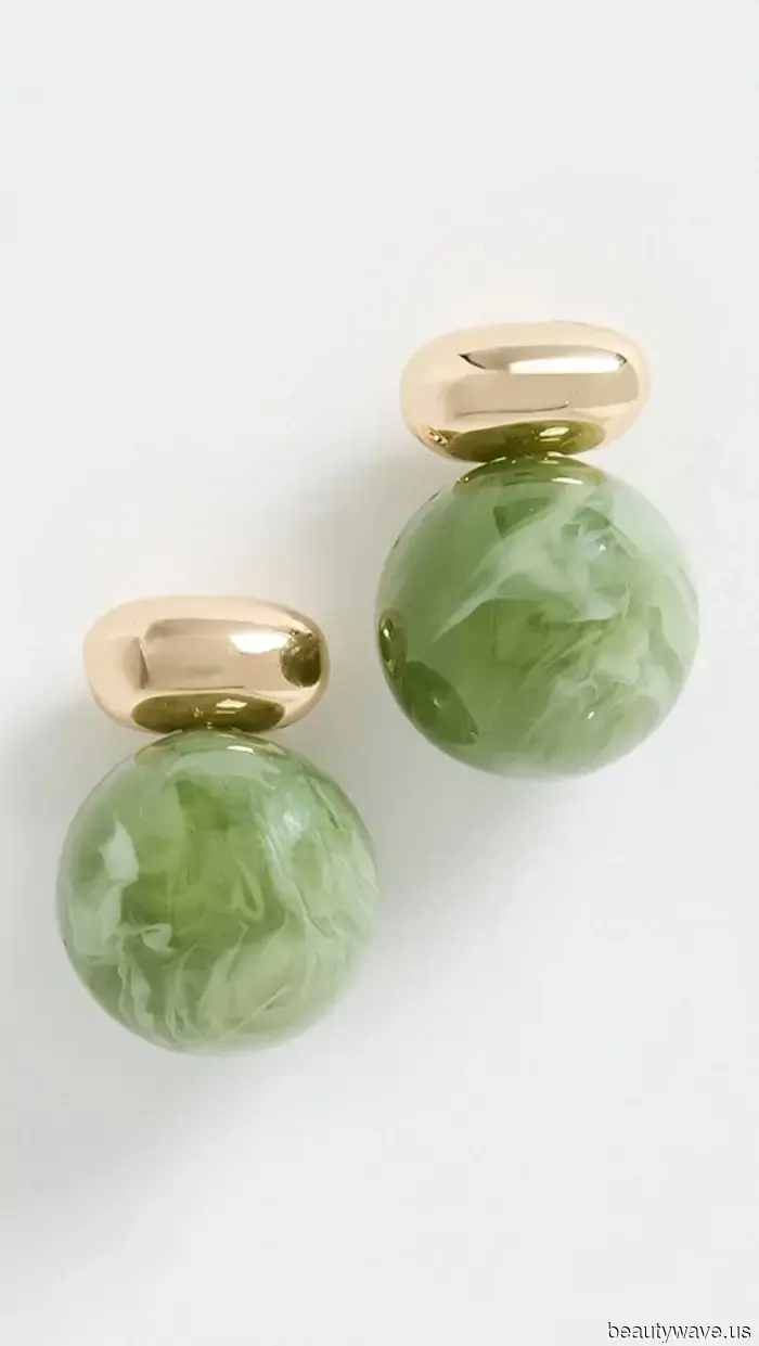 La joyería de invierno no se trata solo de los pendientes&mdash;5 tendencias geniales para llevar con tus suéteres y abrigos