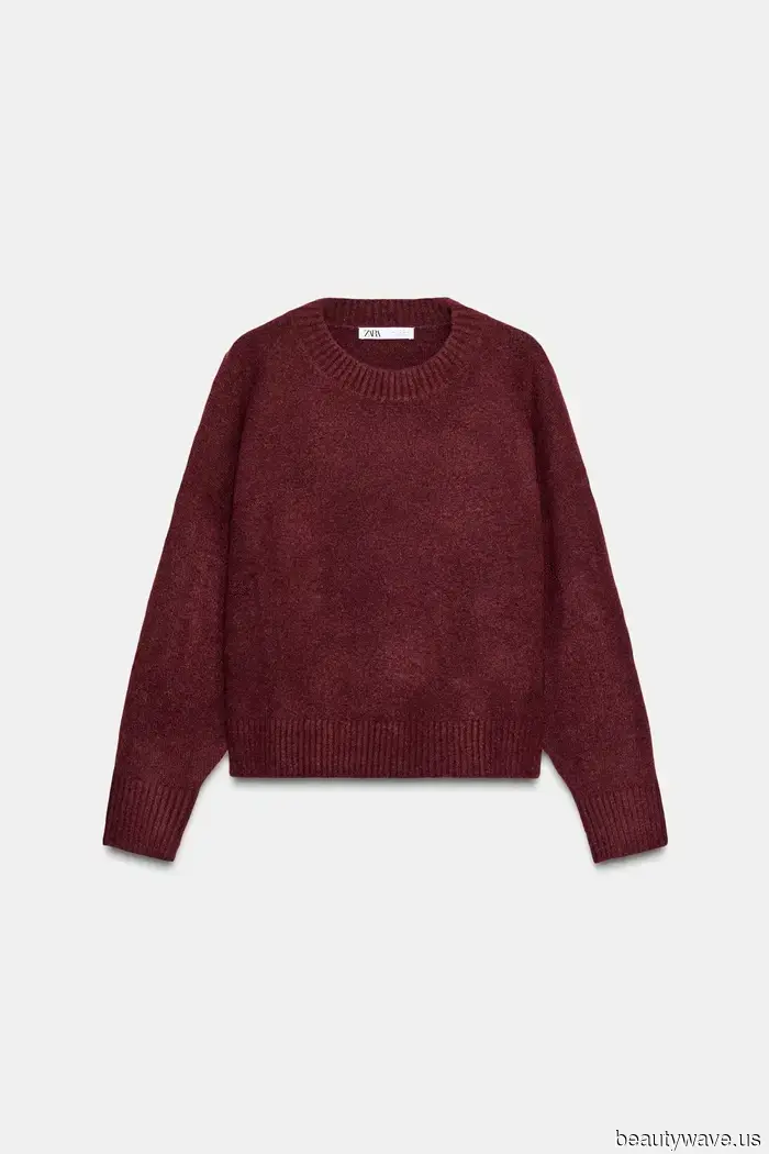 Questa tendenza di colore per i maglioni e questa tendenza di colore per i jeans sono la chiave per outfit invernali dall'aspetto costoso.