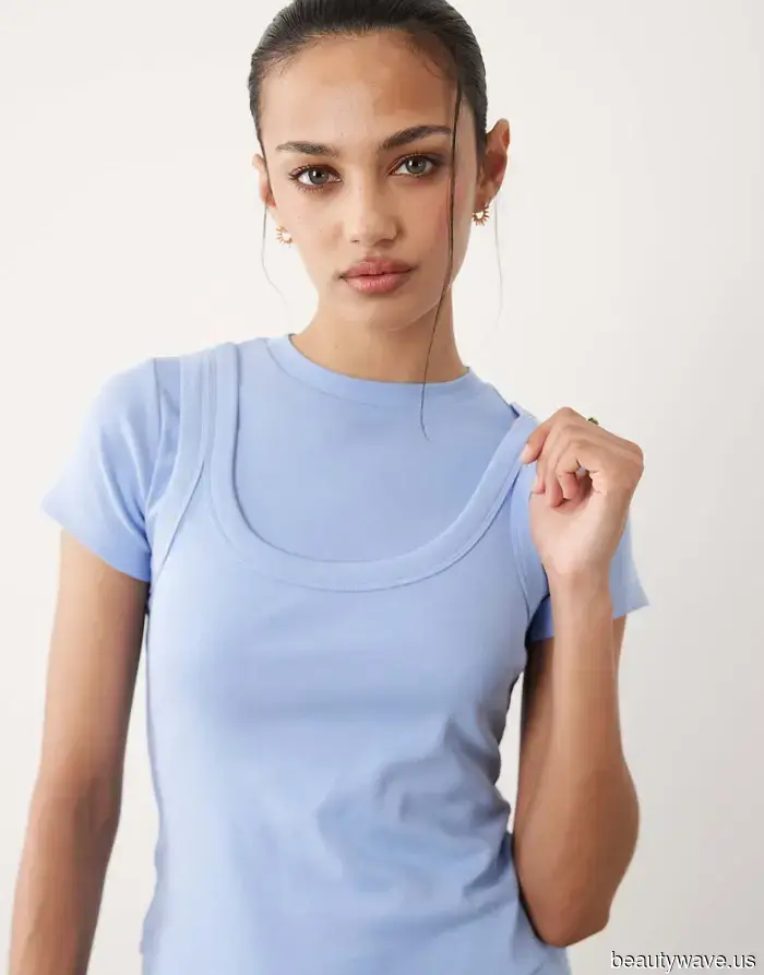 From the LES to Silver Lake, Gen Z It Girls Are Embracing These 7 Summer Micro-Trends.