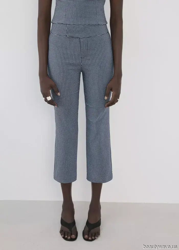 You Won't Believe the Trendy Fashion from the '00s That People Are Now Pairing with Trainers
