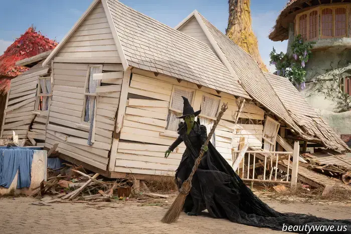 Der Kostümbildner von „The Wicked: For Good“ enthüllt, wie er die magischen Looks kreierte, die die Stars des Films tragen.