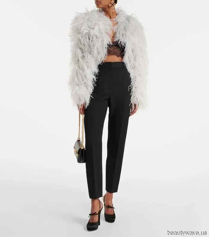 Chic Women in London, New York, and Paris Will Embrace These 8 Coat Trends This Autumn