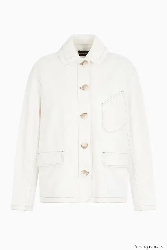 Here's What Fashion Enthusiasts are Looking at in Emporio Armani's Newest Collection